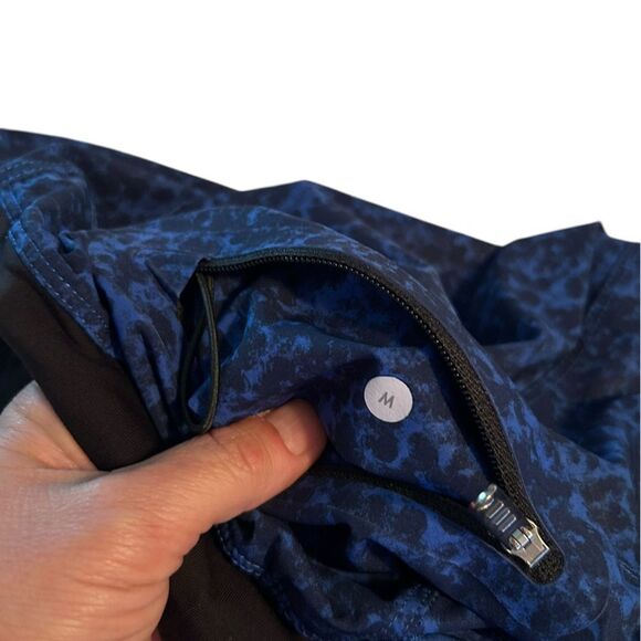 Men’s lululemon THE Short  | M | Blue - Picture 3 of 3